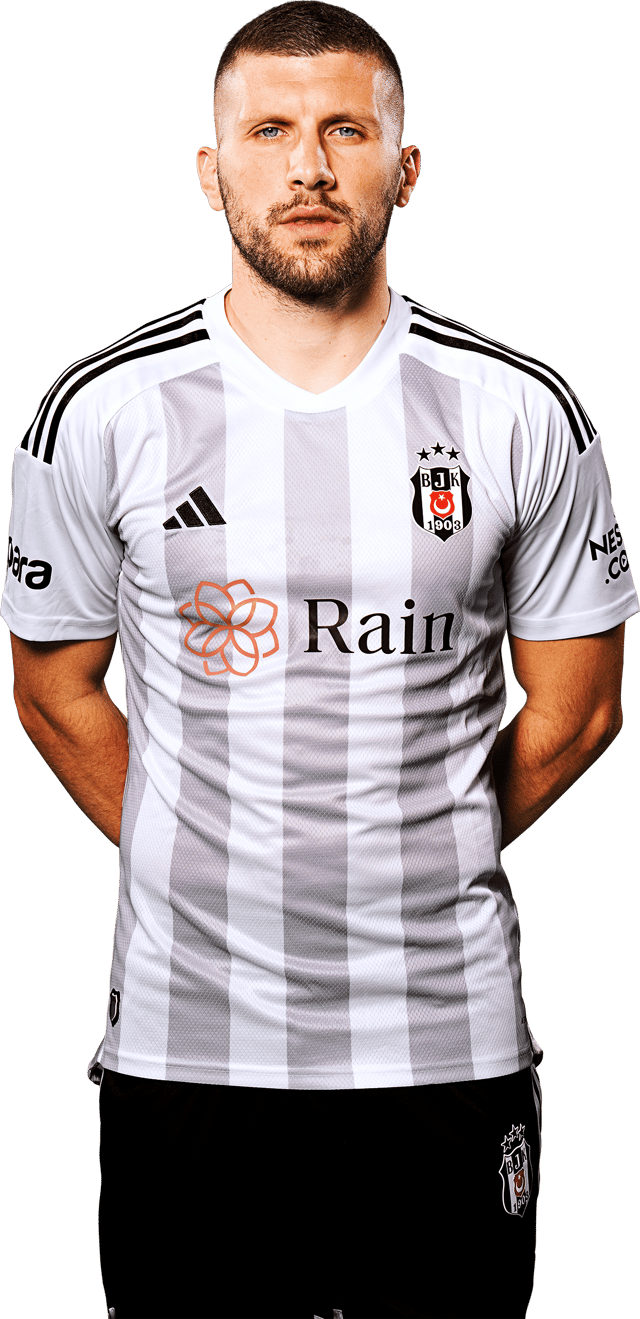 Ante Rebic é reforço do Besiktas 